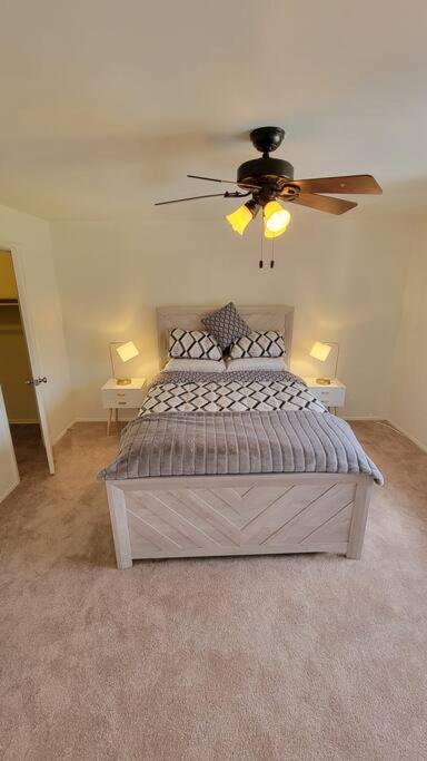 Apartment, One Bedroom Arlington Bagian luar foto