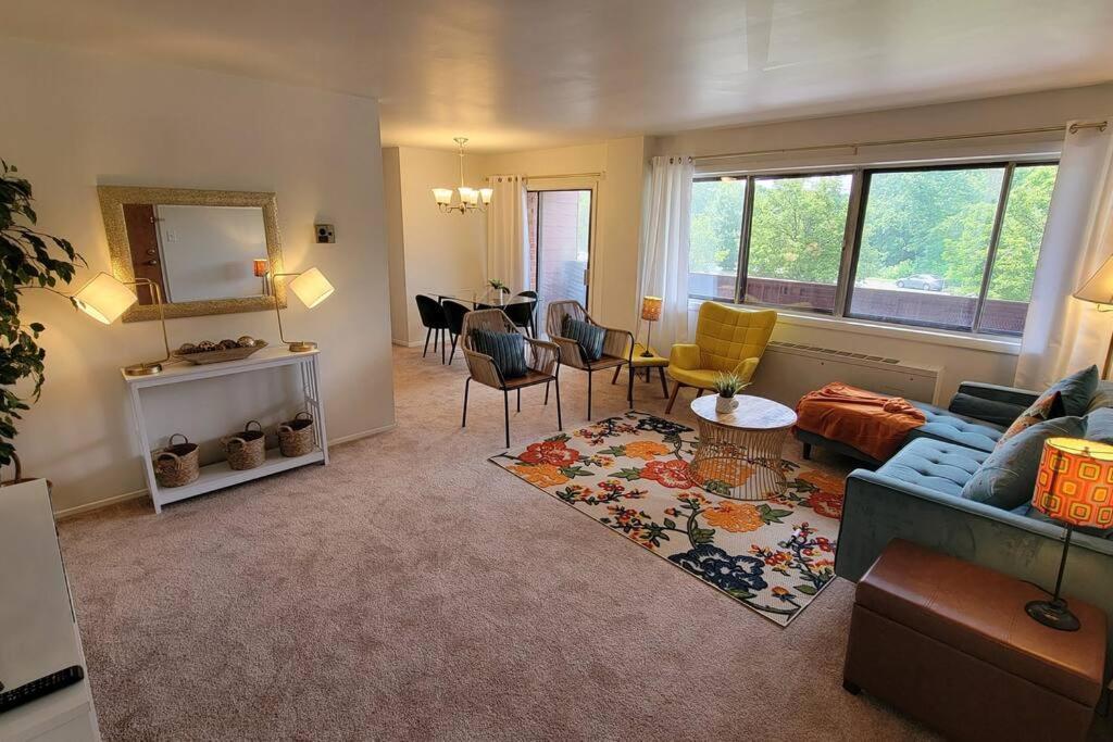 Apartment, One Bedroom Arlington Bagian luar foto